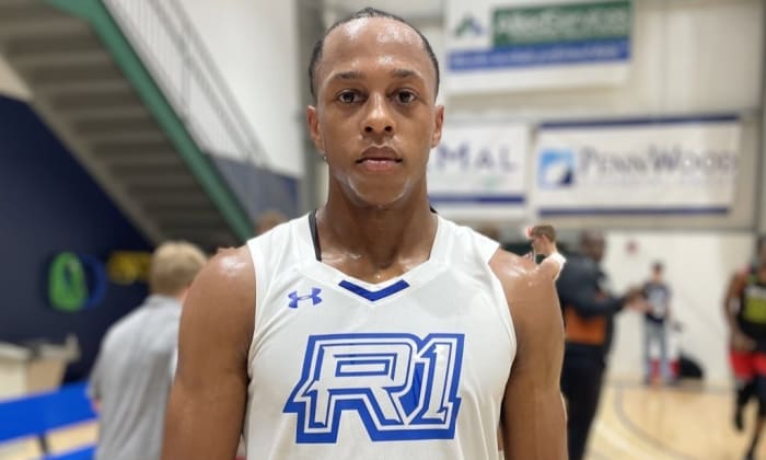 Elmarko Jackson. We R1 basketball